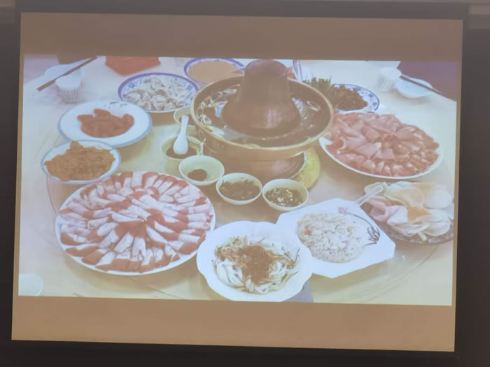 綿陽中旅行假日旅行社舉行胡楊林、南疆專列推薦會